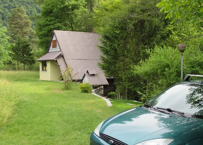 Apartma Narnia شقة